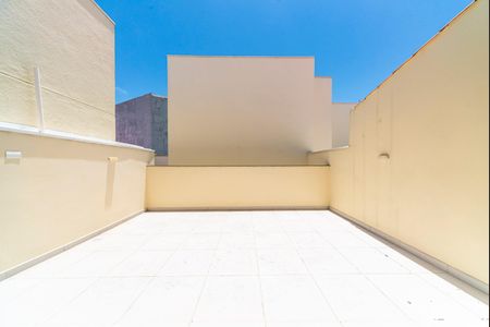 Apartamento à venda com 110m², 2 quartos e 1 vaga Apartamento à venda com 110m², 2 quartos e 1 vagaVaranda da Cobertura