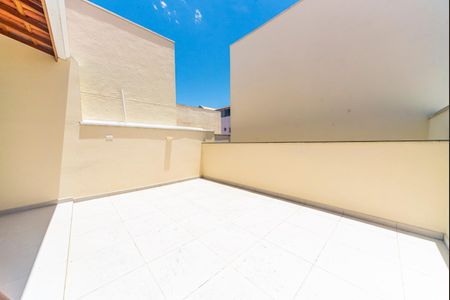 Apartamento à venda com 110m², 2 quartos e 1 vaga Apartamento à venda com 110m², 2 quartos e 1 vagaVaranda da Cobertura