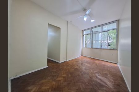 Apartamento à venda com 65m², 2 quartos e sem vaga Apartamento à venda com 65m², 2 quartos e sem vagaSala