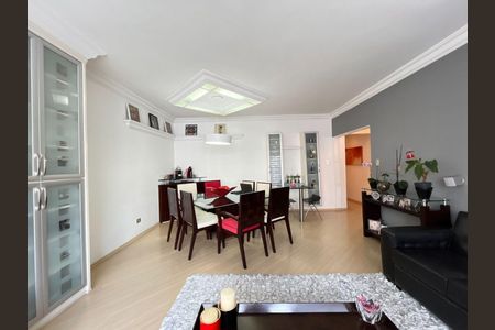 Apartamento à venda com 3 quartos, 145m² em Santa Cecilia, São Paulo