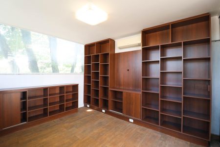 Apartamento à venda com 260m², 2 quartos e 4 vagas Apartamento à venda com 260m², 2 quartos e 4 vagasÁrea comum