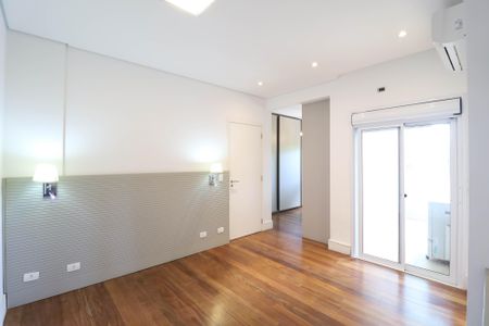 Apartamento à venda com 260m², 2 quartos e 4 vagas Apartamento à venda com 260m², 2 quartos e 4 vagasSuíte