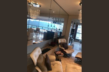 Apartamento à venda com 3 quartos, 209m² em Santo Amaro, São Paulo