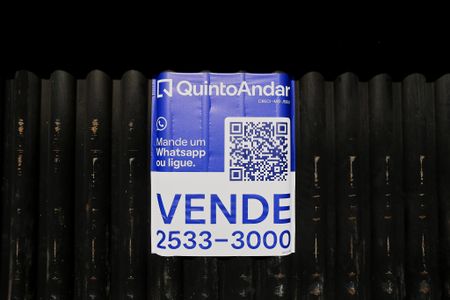 Casa à venda com 167m², 2 quartos e 2 vagasPlaquinha