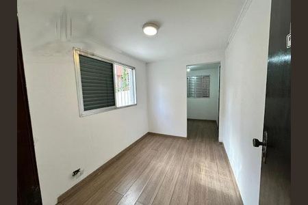 Casa à venda com 5 quartos, 280m² em Vila Gumercindo, São Paulo