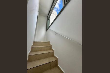 Casa à venda com 280m², 5 quartos e 6 vagas