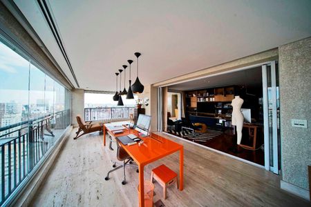 Apartamento à venda com 680m², 4 quartos e 7 vagas