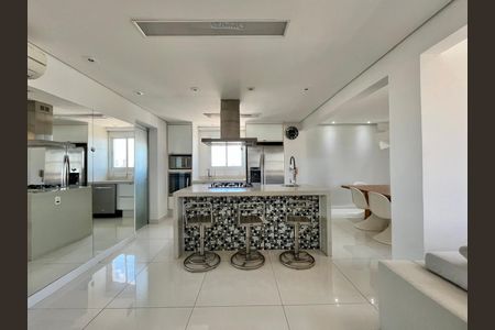 Apartamento à venda com 104m², 2 quartos e 2 vagasCozinha