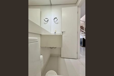 Apartamento à venda com 104m², 2 quartos e 2 vagasLavabo