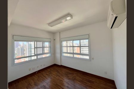 Apartamento à venda com 104m², 2 quartos e 2 vagasSuíte 1