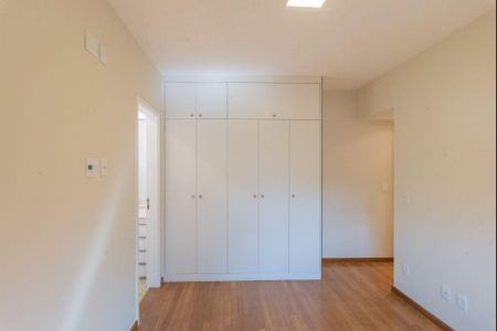 Apartamento à venda com 320m², 3 quartos e 4 vagas