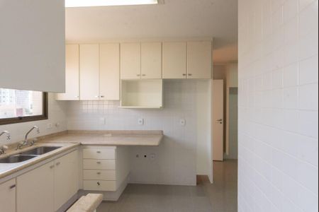 Apartamento à venda com 320m², 3 quartos e 4 vagas