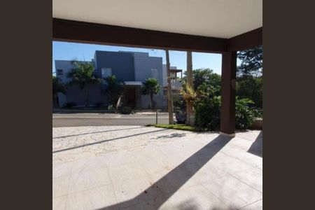 Casa à venda com 285m², 3 quartos e 2 vagas
