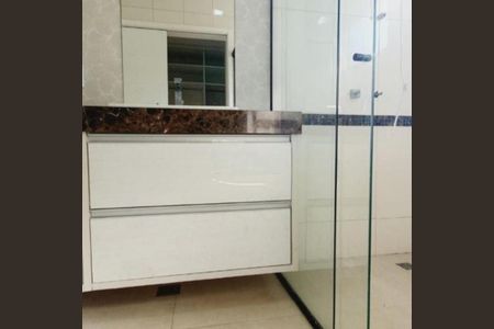 Casa à venda com 285m², 3 quartos e 2 vagas