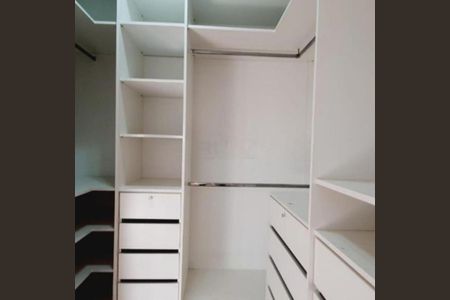 Casa à venda com 3 quartos, 285m² em Swiss Park, Campinas