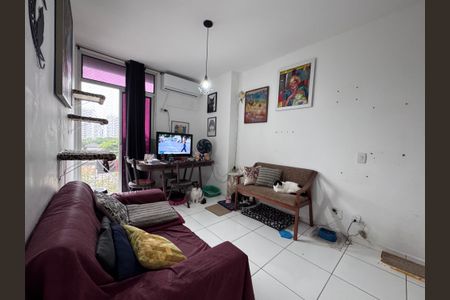 Sala de apartamento à venda com 2 quartos, 52m² em Barra da Tijuca, Rio de Janeiro