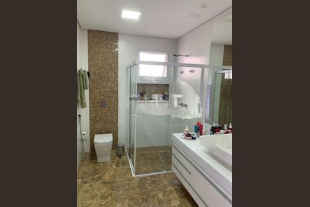 Casa à venda com 409m², 6 quartos e 4 vagas