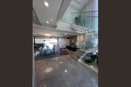 Casa à venda com 4 quartos, 315m² em Swiss Park, Campinas