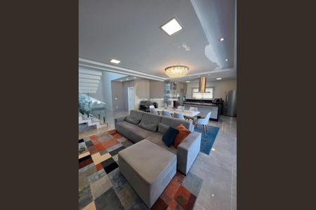 Casa à venda com 315m², 4 quartos e 4 vagas