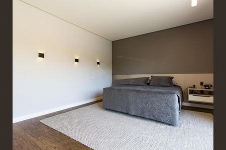 Casa à venda com 4 quartos, 411m² em Swiss Park, Campinas