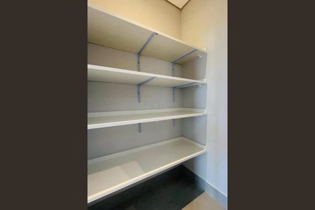 Casa à venda com 179m², 3 quartos e sem vaga