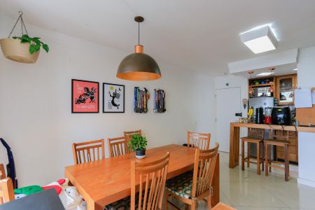 Apartamento à venda com 60m², 2 quartos e 1 vagaSala 