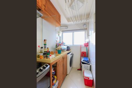 Apartamento à venda com 60m², 2 quartos e 1 vagaCozinha e Área de Serviço