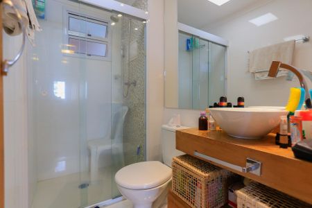 Apartamento à venda com 60m², 2 quartos e 1 vagaBanheiro Social