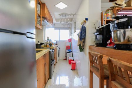 Apartamento à venda com 60m², 2 quartos e 1 vagaCozinha e Área de Serviço