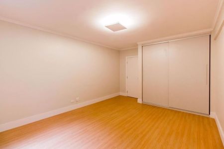 Apartamento à venda com 2 quartos, 215m² em Jardim Paulista, São Paulo
