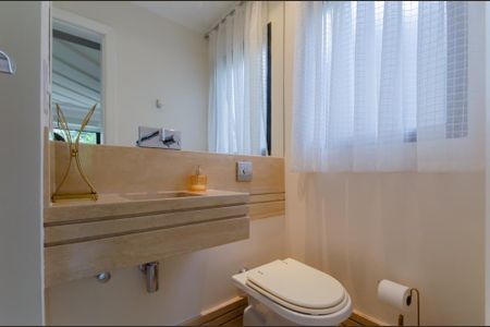 Apartamento à venda com 180m², 3 quartos e 3 vagasLavabo