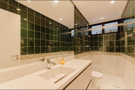 Apartamento à venda com 180m², 3 quartos e 3 vagasBanheiro Social