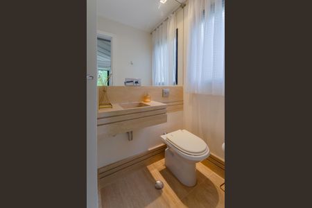 Apartamento à venda com 180m², 3 quartos e 3 vagasLavabo