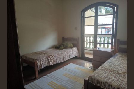 Casa à venda com 3 quartos, 194m² em Cidade São Jorge, Santo André