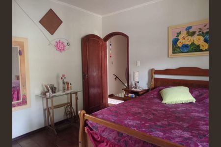 Casa à venda com 3 quartos, 194m² em Cidade São Jorge, Santo André