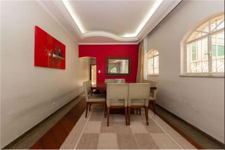 Casa à venda com 3 quartos, 215m² em Jardim Textil, São Paulo