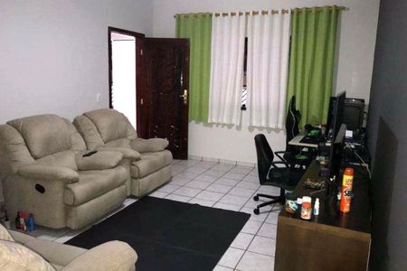 Casa à venda com 3 quartos, 210m² em Parque Novo Oratório, Santo André