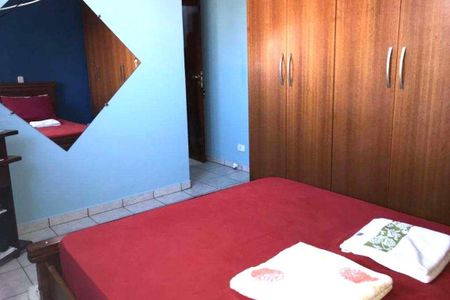 Casa à venda com 3 quartos, 210m² em Parque Novo Oratório, Santo André