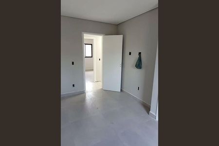 Casa à venda com 2 quartos, 110m² em Jardim Santo Alberto, Santo André