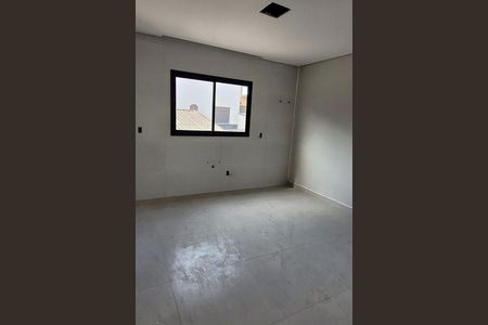 Casa à venda com 110m², 2 quartos e 2 vagas