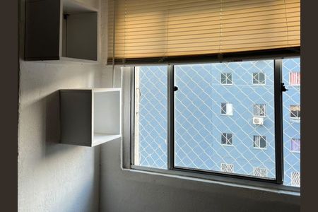 Quarto 1 de apartamento para alugar com 2 quartos, 42m² em Campo Novo, Porto Alegre