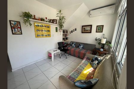 Casa à venda com 4 quartos, 296m² em Largo da Batalha, Niterói