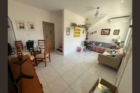 Casa à venda com 4 quartos, 296m² em Largo da Batalha, Niterói