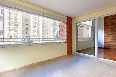 Apartamento à venda com 157m², 3 quartos e 4 vagas