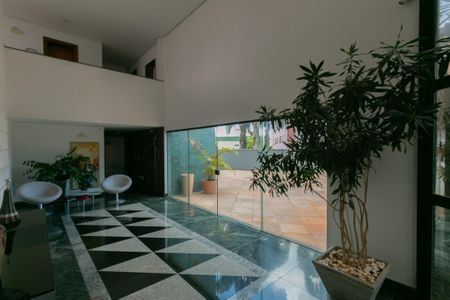 Apartamento à venda com 180m², 4 quartos e 4 vagas Apartamento à venda com 180m², 4 quartos e 4 vagasÁrea comum