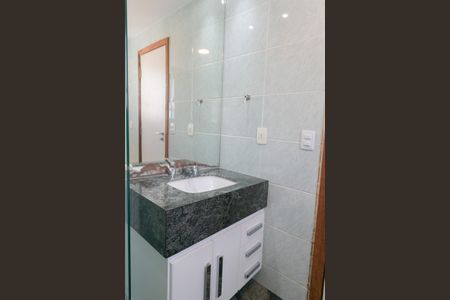 Apartamento à venda com 180m², 4 quartos e 4 vagas Apartamento à venda com 180m², 4 quartos e 4 vagasBanheiro da Suíte 2