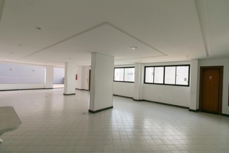 Apartamento à venda com 180m², 4 quartos e 4 vagas Apartamento à venda com 180m², 4 quartos e 4 vagasÁrea comum