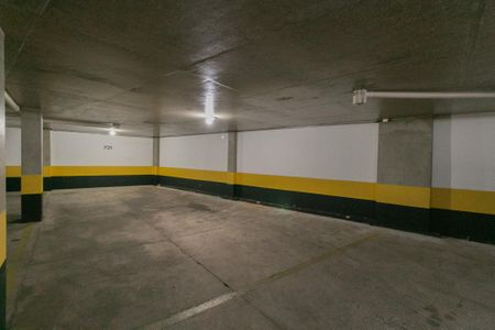 Apartamento à venda com 180m², 4 quartos e 4 vagas Apartamento à venda com 180m², 4 quartos e 4 vagasÁrea comum