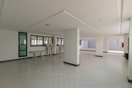 Apartamento à venda com 180m², 4 quartos e 4 vagas Apartamento à venda com 180m², 4 quartos e 4 vagasÁrea comum