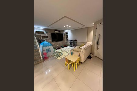 Casa à venda com 4 quartos, 200m² em Taquara, Rio de Janeiro